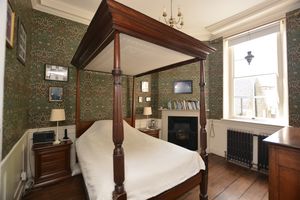 Bedroom- click for photo gallery